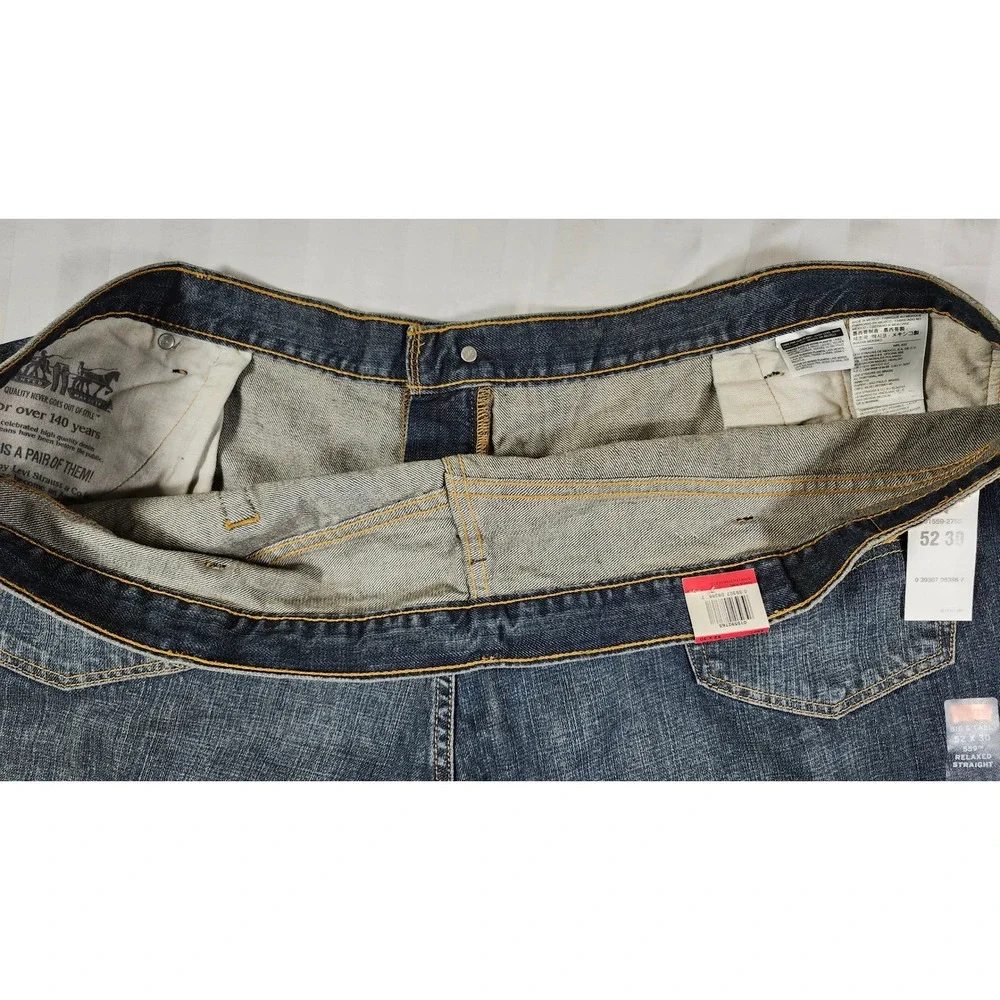 Levis levis 559